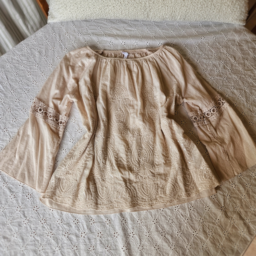 Kaktus Beige Lace Detail Blouse